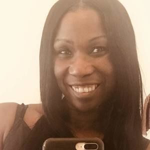 Meet your Posher, Denise